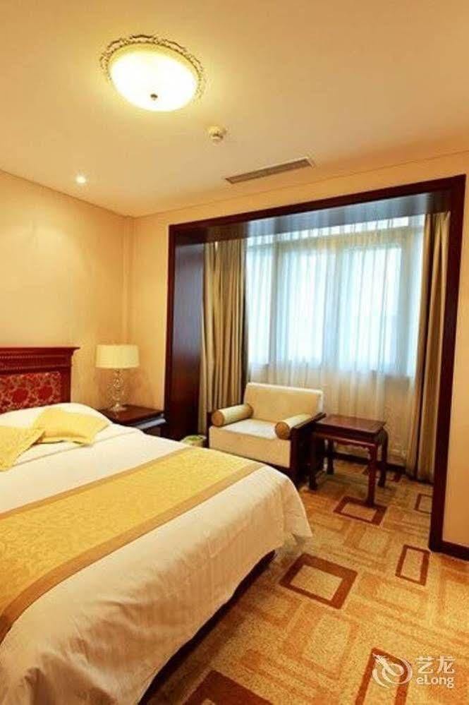Beijing Liao Ning Hotel 3*